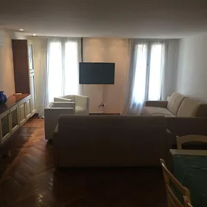 https://appartamenti-ghetto-vecio.hotelinveneto.com